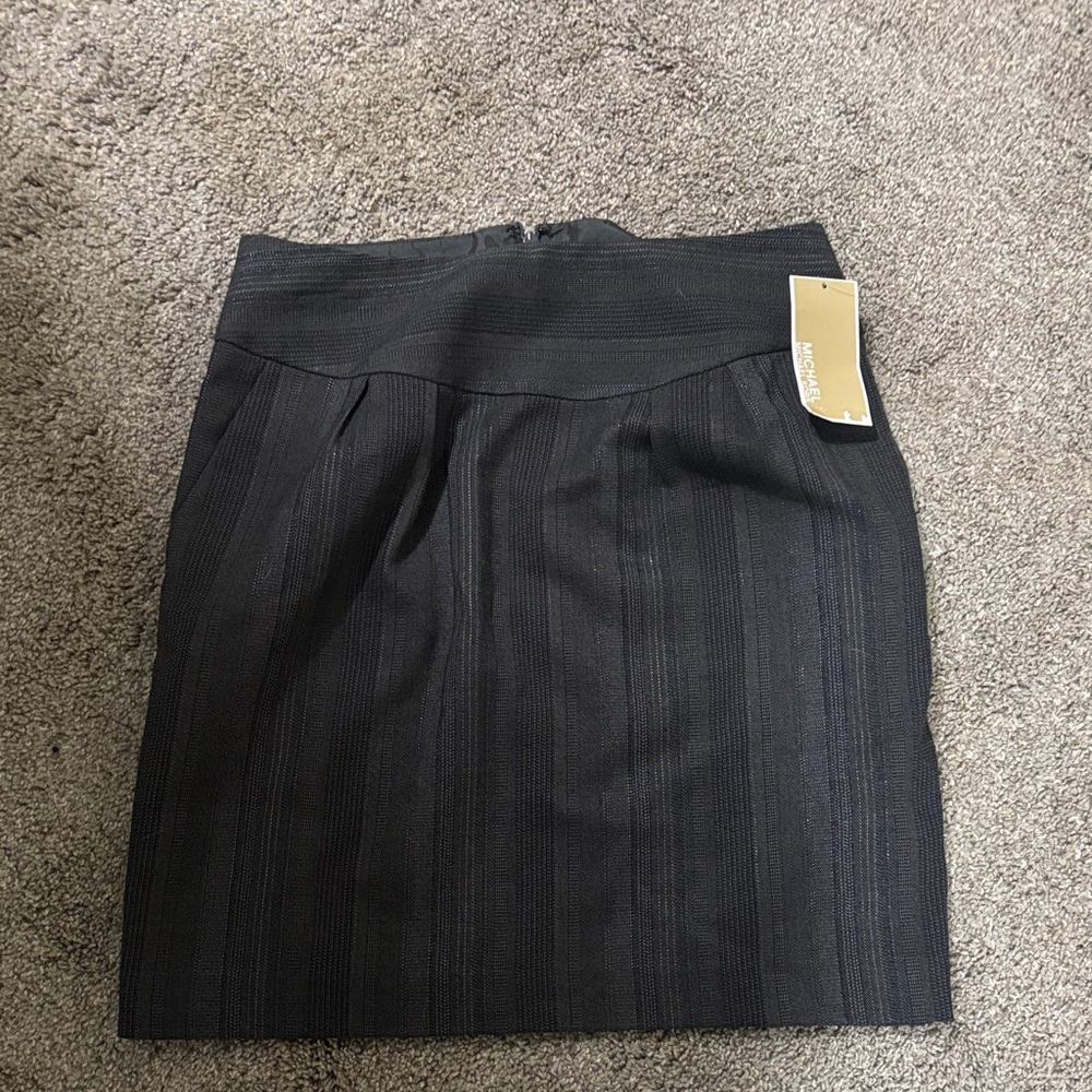 Michael Kors Metallic Jacquard Pencil Skirt – Size 6 – NWT